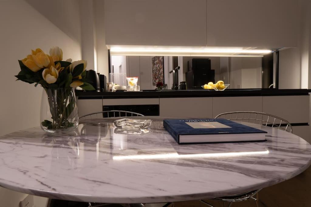 One Stradivari - Luxury Design In Buenos Aires Apartment Mailand